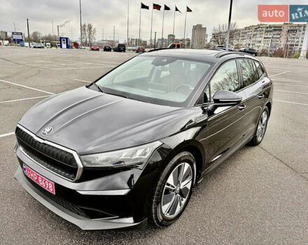 Черный Шкода Enyaq iV, объемом двигателя 0 л и пробегом 186 тыс. км за 18950 $, фото 24 на Automoto.ua