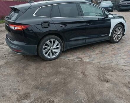 Черный Шкода Enyaq iV, объемом двигателя 0 л и пробегом 214 тыс. км за 16000 $, фото 5 на Automoto.ua