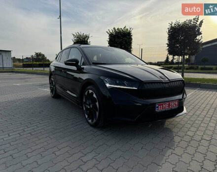 Черный Шкода Enyaq iV, объемом двигателя 0 л и пробегом 49 тыс. км за 28250 $, фото 62 на Automoto.ua