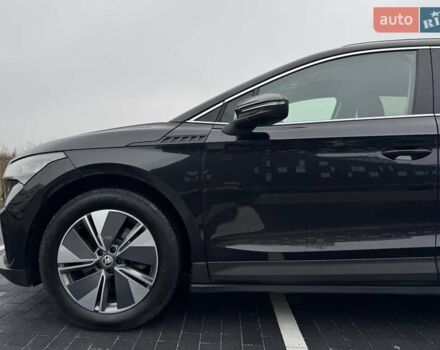 Черный Шкода Enyaq iV, объемом двигателя 0 л и пробегом 269 тыс. км за 16800 $, фото 22 на Automoto.ua