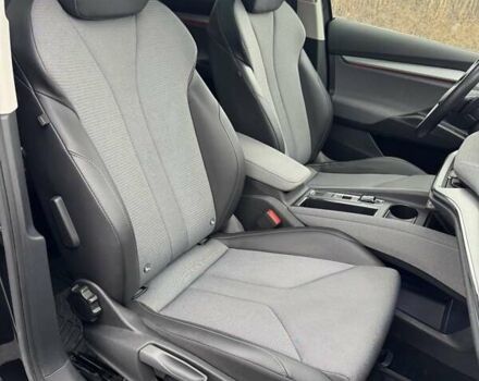 Черный Шкода Enyaq iV, объемом двигателя 0 л и пробегом 269 тыс. км за 16800 $, фото 42 на Automoto.ua