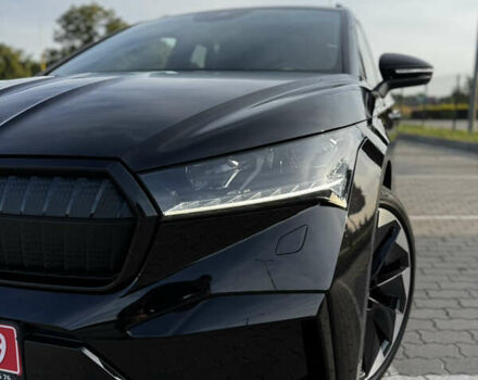 Черный Шкода Enyaq iV, объемом двигателя 0 л и пробегом 49 тыс. км за 28250 $, фото 11 на Automoto.ua