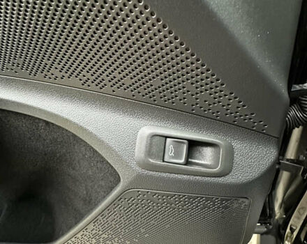 Чорний Шкода Enyaq iV, об'ємом двигуна 0 л та пробігом 150 тис. км за 24700 $, фото 13 на Automoto.ua