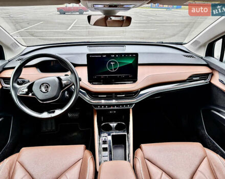 Черный Шкода Enyaq iV, объемом двигателя 0 л и пробегом 186 тыс. км за 18950 $, фото 29 на Automoto.ua