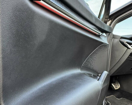 Черный Шкода Enyaq iV, объемом двигателя 0 л и пробегом 49 тыс. км за 28250 $, фото 81 на Automoto.ua