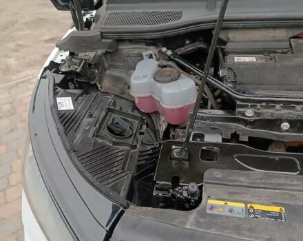 Черный Шкода Enyaq iV, объемом двигателя 0 л и пробегом 214 тыс. км за 16000 $, фото 20 на Automoto.ua