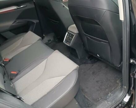 Черный Шкода Enyaq iV, объемом двигателя 0 л и пробегом 214 тыс. км за 16000 $, фото 17 на Automoto.ua