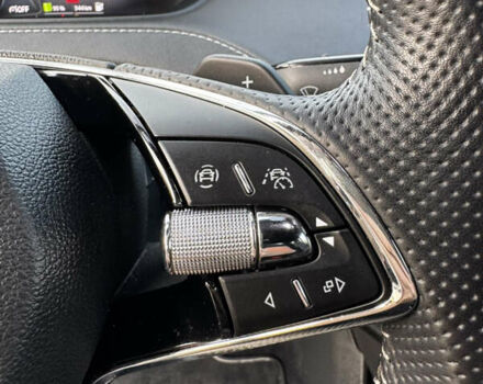 Черный Шкода Enyaq iV, объемом двигателя 0 л и пробегом 49 тыс. км за 28250 $, фото 88 на Automoto.ua