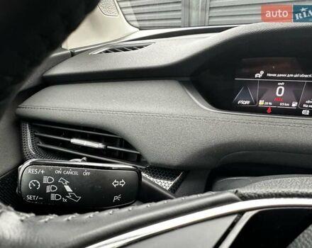 Черный Шкода Enyaq iV, объемом двигателя 0 л и пробегом 51 тыс. км за 21300 $, фото 43 на Automoto.ua