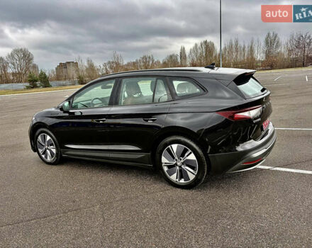 Черный Шкода Enyaq iV, объемом двигателя 0 л и пробегом 186 тыс. км за 18950 $, фото 9 на Automoto.ua