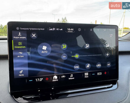 Черный Шкода Enyaq iV, объемом двигателя 0 л и пробегом 49 тыс. км за 28250 $, фото 96 на Automoto.ua