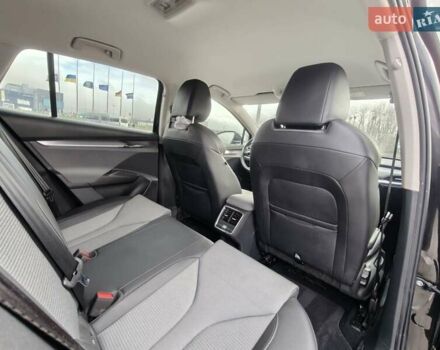 Черный Шкода Enyaq iV, объемом двигателя 0 л и пробегом 231 тыс. км за 18250 $, фото 19 на Automoto.ua