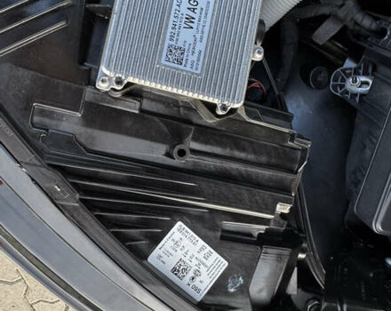 Черный Шкода Enyaq iV, объемом двигателя 0 л и пробегом 49 тыс. км за 28250 $, фото 73 на Automoto.ua