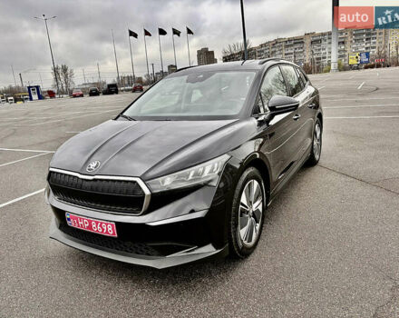 Черный Шкода Enyaq iV, объемом двигателя 0 л и пробегом 186 тыс. км за 18950 $, фото 17 на Automoto.ua