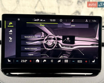 Черный Шкода Enyaq iV, объемом двигателя 0 л и пробегом 113 тыс. км за 27920 $, фото 56 на Automoto.ua