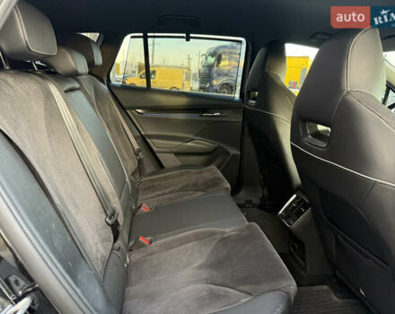 Черный Шкода Enyaq iV, объемом двигателя 0 л и пробегом 172 тыс. км за 24900 $, фото 13 на Automoto.ua