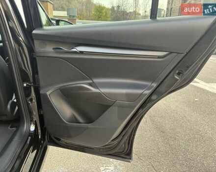 Черный Шкода Enyaq iV, объемом двигателя 0 л и пробегом 144 тыс. км за 26999 $, фото 71 на Automoto.ua