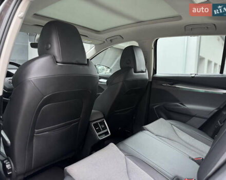 Черный Шкода Enyaq iV, объемом двигателя 0 л и пробегом 160 тыс. км за 18700 $, фото 61 на Automoto.ua