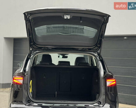 Черный Шкода Enyaq iV, объемом двигателя 0 л и пробегом 160 тыс. км за 18700 $, фото 43 на Automoto.ua