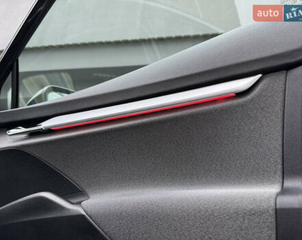 Черный Шкода Enyaq iV, объемом двигателя 0 л и пробегом 160 тыс. км за 18700 $, фото 50 на Automoto.ua