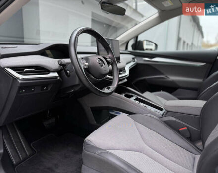 Черный Шкода Enyaq iV, объемом двигателя 0 л и пробегом 160 тыс. км за 18700 $, фото 58 на Automoto.ua