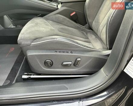 Черный Шкода Enyaq iV, объемом двигателя 0 л и пробегом 144 тыс. км за 26999 $, фото 113 на Automoto.ua