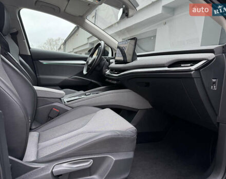 Черный Шкода Enyaq iV, объемом двигателя 0 л и пробегом 160 тыс. км за 18700 $, фото 52 на Automoto.ua