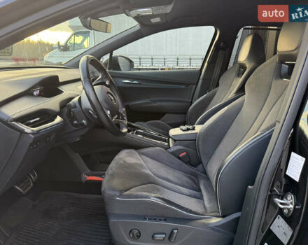 Черный Шкода Enyaq iV, объемом двигателя 0 л и пробегом 172 тыс. км за 24900 $, фото 8 на Automoto.ua