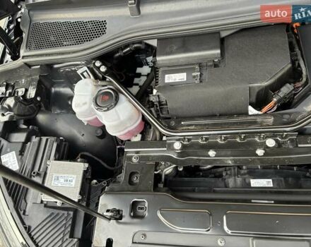 Черный Шкода Enyaq iV, объемом двигателя 0 л и пробегом 144 тыс. км за 26999 $, фото 62 на Automoto.ua