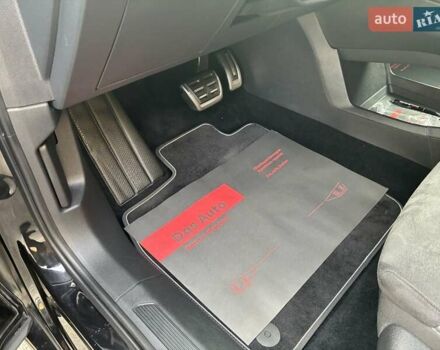 Черный Шкода Enyaq iV, объемом двигателя 0 л и пробегом 144 тыс. км за 26999 $, фото 112 на Automoto.ua