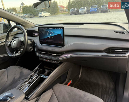 Черный Шкода Enyaq iV, объемом двигателя 0 л и пробегом 172 тыс. км за 24900 $, фото 12 на Automoto.ua