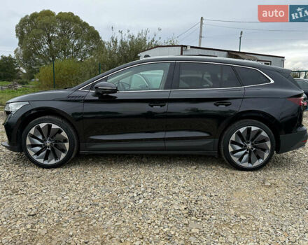 Черный Шкода Enyaq iV, объемом двигателя 0 л и пробегом 111 тыс. км за 27400 $, фото 16 на Automoto.ua