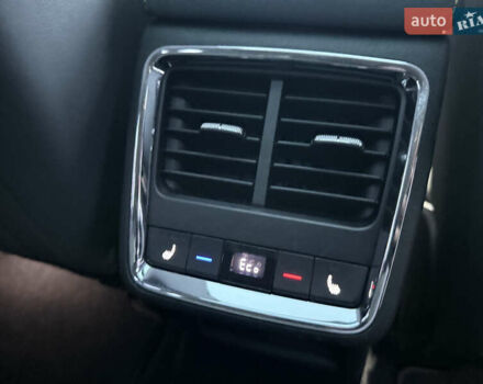 Черный Шкода Enyaq iV, объемом двигателя 0 л и пробегом 163 тыс. км за 24600 $, фото 27 на Automoto.ua