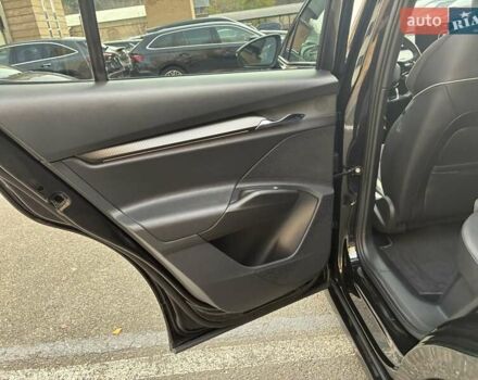 Черный Шкода Enyaq iV, объемом двигателя 0 л и пробегом 144 тыс. км за 26999 $, фото 85 на Automoto.ua