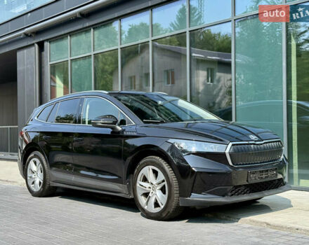 Чорний Шкода Enyaq iV, об'ємом двигуна 0 л та пробігом 60 тис. км за 26800 $, фото 7 на Automoto.ua