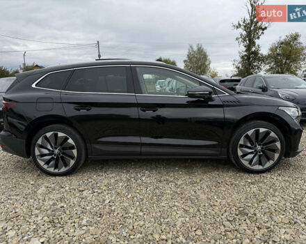 Черный Шкода Enyaq iV, объемом двигателя 0 л и пробегом 111 тыс. км за 27400 $, фото 22 на Automoto.ua