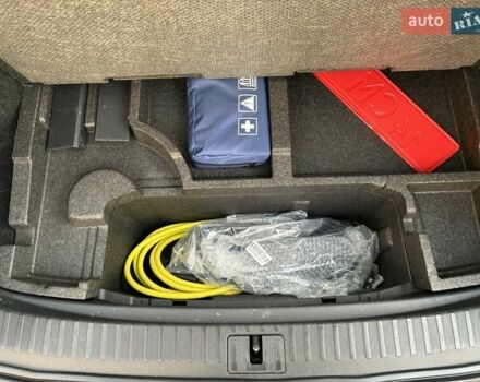 Черный Шкода Enyaq iV, объемом двигателя 0 л и пробегом 144 тыс. км за 26999 $, фото 70 на Automoto.ua