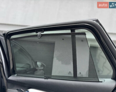 Черный Шкода Enyaq iV, объемом двигателя 0 л и пробегом 160 тыс. км за 18700 $, фото 64 на Automoto.ua