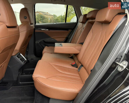 Черный Шкода Enyaq iV, объемом двигателя 0 л и пробегом 111 тыс. км за 28400 $, фото 99 на Automoto.ua