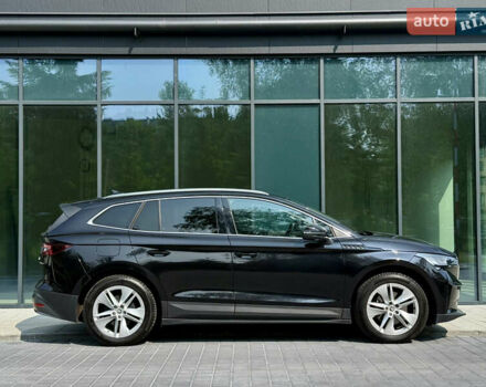 Чорний Шкода Enyaq iV, об'ємом двигуна 0 л та пробігом 60 тис. км за 26800 $, фото 8 на Automoto.ua