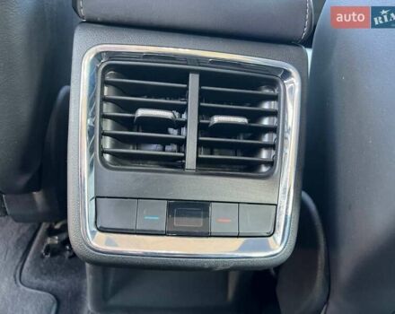 Чорний Шкода Enyaq iV, об'ємом двигуна 0 л та пробігом 6 тис. км за 25990 $, фото 14 на Automoto.ua