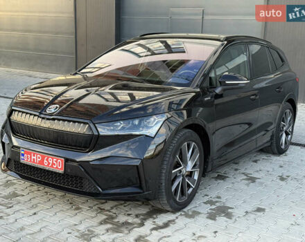 Черный Шкода Enyaq iV, объемом двигателя 0 л и пробегом 172 тыс. км за 24900 $, фото 2 на Automoto.ua