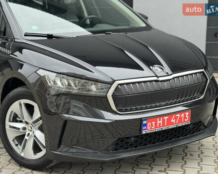 Черный Шкода Enyaq iV, объемом двигателя 0 л и пробегом 160 тыс. км за 18700 $, фото 7 на Automoto.ua