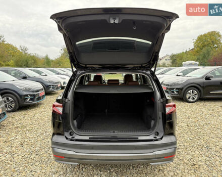 Черный Шкода Enyaq iV, объемом двигателя 0 л и пробегом 111 тыс. км за 27400 $, фото 103 на Automoto.ua