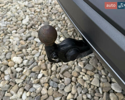 Черный Шкода Enyaq iV, объемом двигателя 0 л и пробегом 111 тыс. км за 27400 $, фото 109 на Automoto.ua