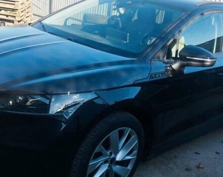 Черный Шкода Enyaq iV, объемом двигателя 0 л и пробегом 198 тыс. км за 19999 $, фото 6 на Automoto.ua