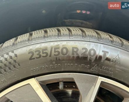 Черный Шкода Enyaq iV, объемом двигателя 0 л и пробегом 144 тыс. км за 26999 $, фото 52 на Automoto.ua