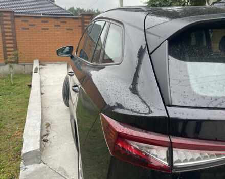 Черный Шкода Enyaq iV, объемом двигателя 0 л и пробегом 150 тыс. км за 20800 $, фото 3 на Automoto.ua