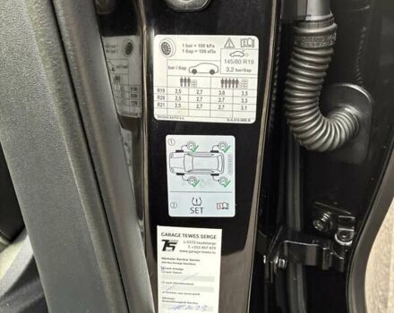 Черный Шкода Enyaq iV, объемом двигателя 0 л и пробегом 144 тыс. км за 26999 $, фото 122 на Automoto.ua