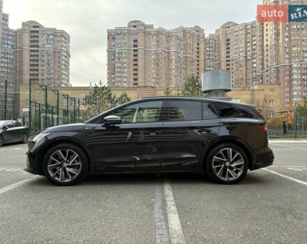 Черный Шкода Enyaq iV, объемом двигателя 0 л и пробегом 144 тыс. км за 26999 $, фото 33 на Automoto.ua